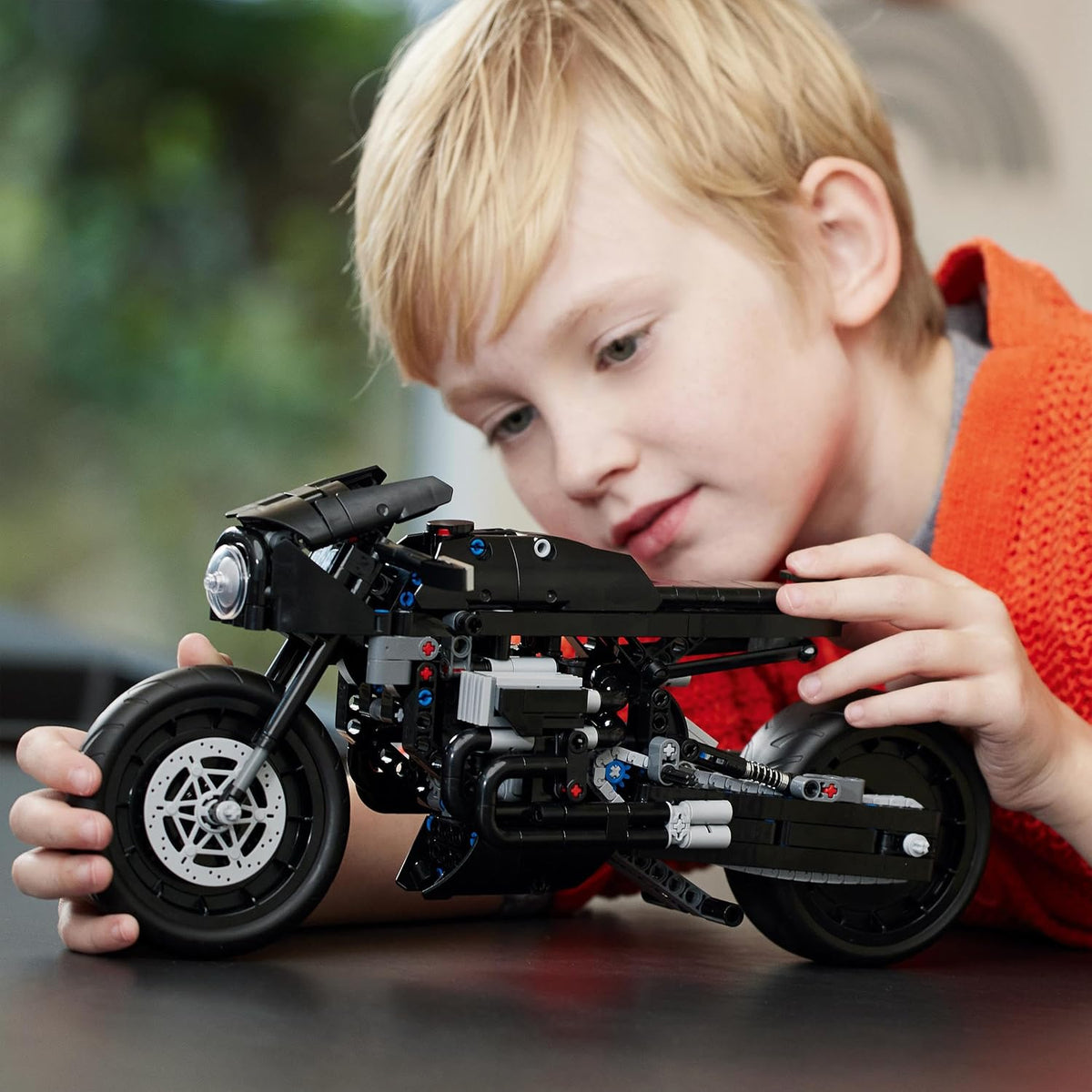 LEGO: Technic 42155 The Batman — Batcycle